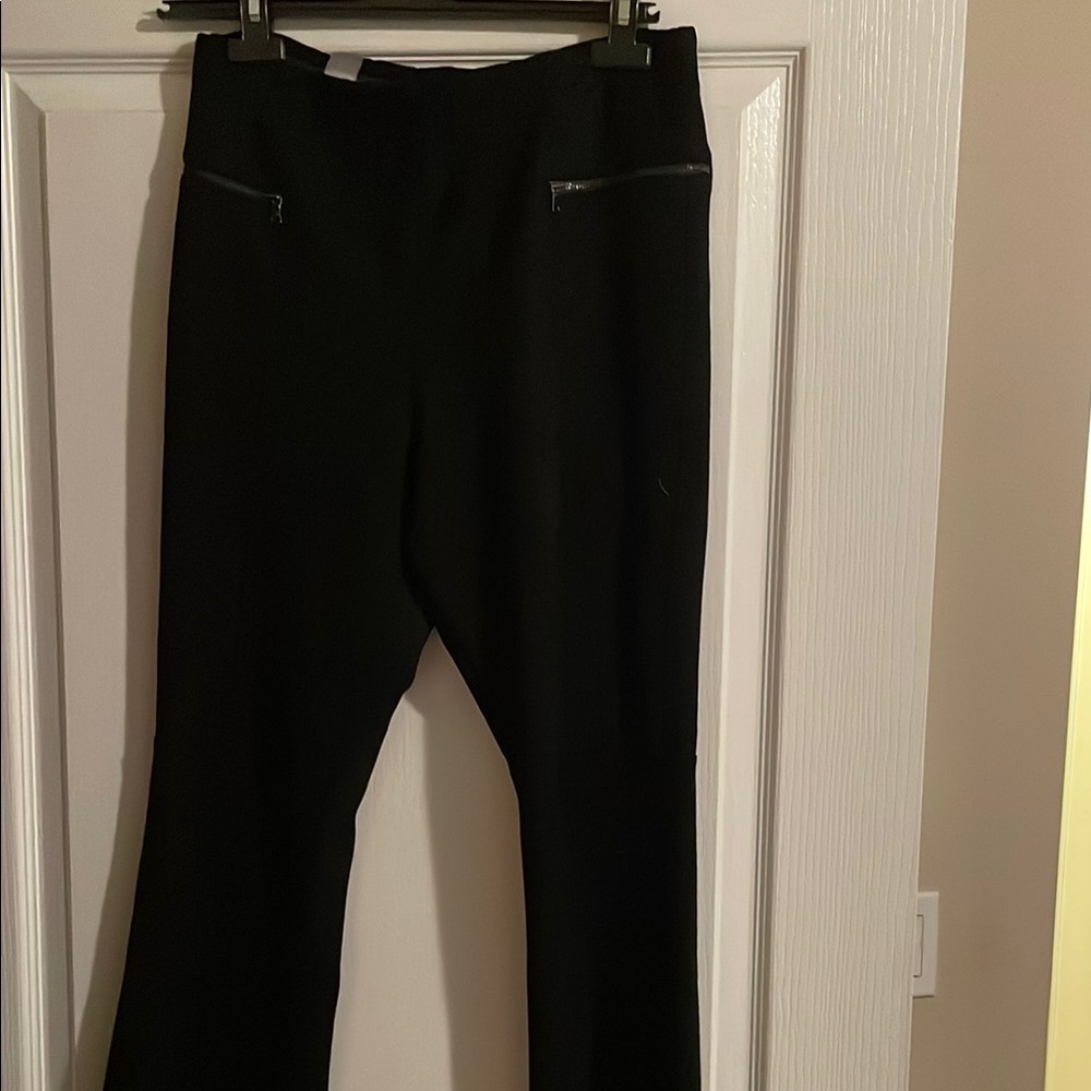 Black Pants with Zipper Details